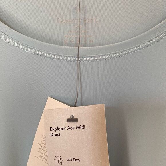 Sweaty Betty Explorer Ace Blue Athletic Lightweight Midi Dress NWT Size Medium - Picture 5 of 8